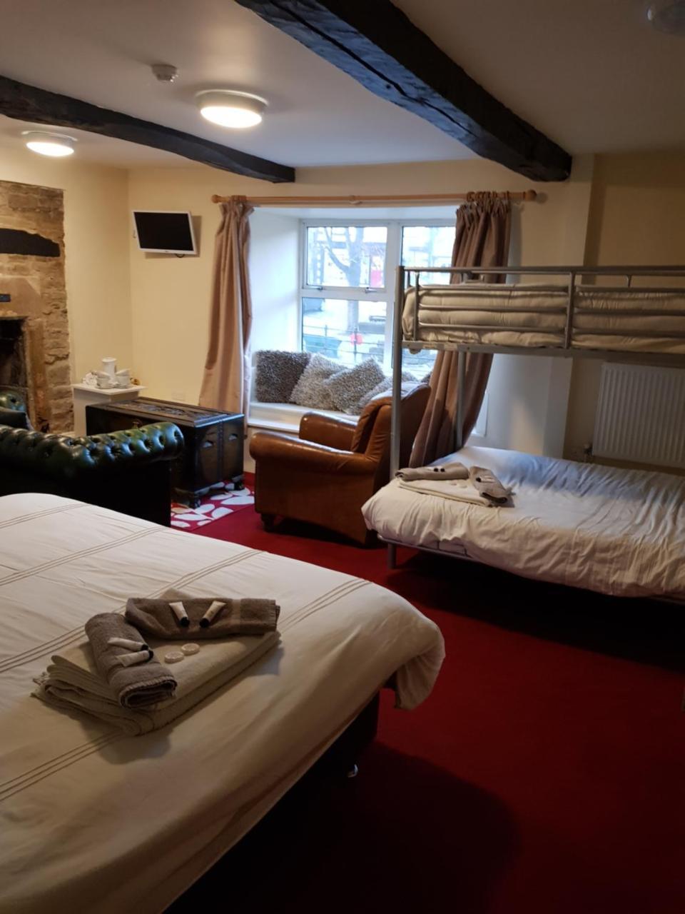 The Royal Oak Hotel 查珀伦勒弗里斯 外观 照片